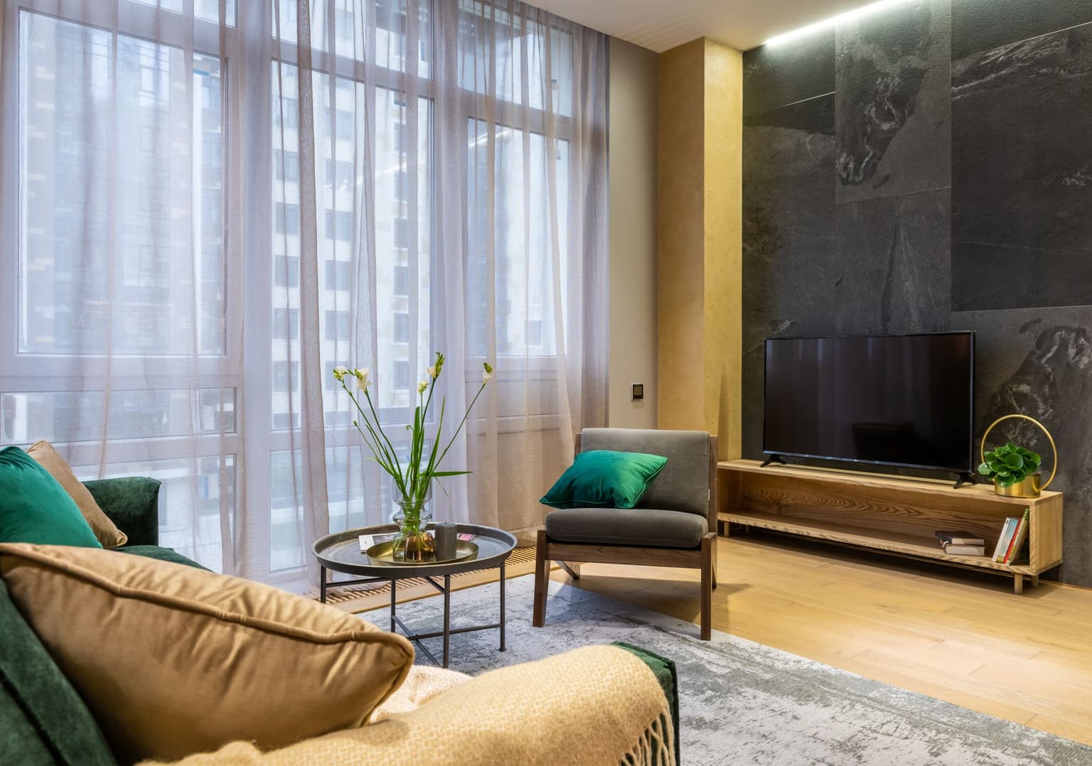 3 BHK Flat for sale in Colaba, Mumbai